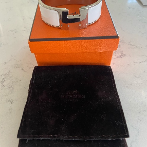 Clic clc H bracelet by Hermes - Picture 2 of 5